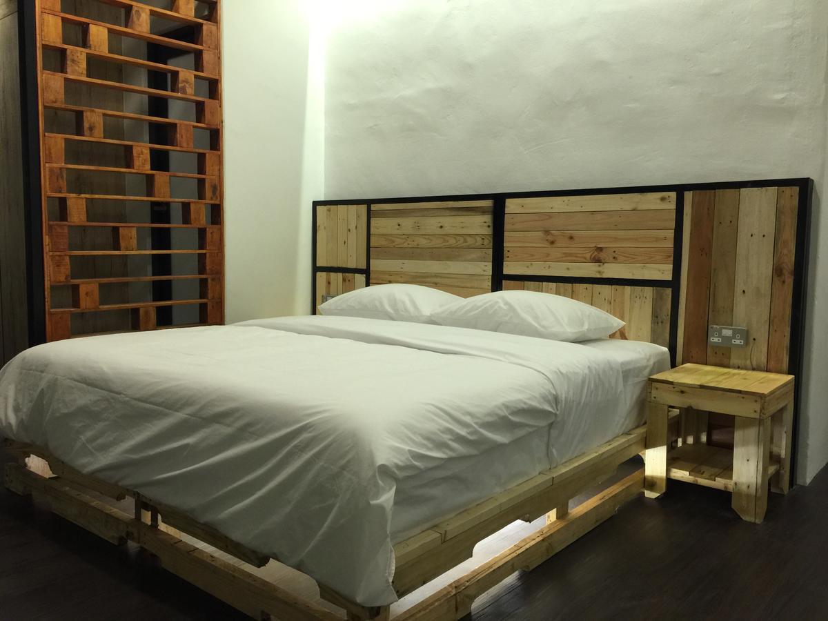 The Oikos Hotel Pontian Kecil Kültér fotó
