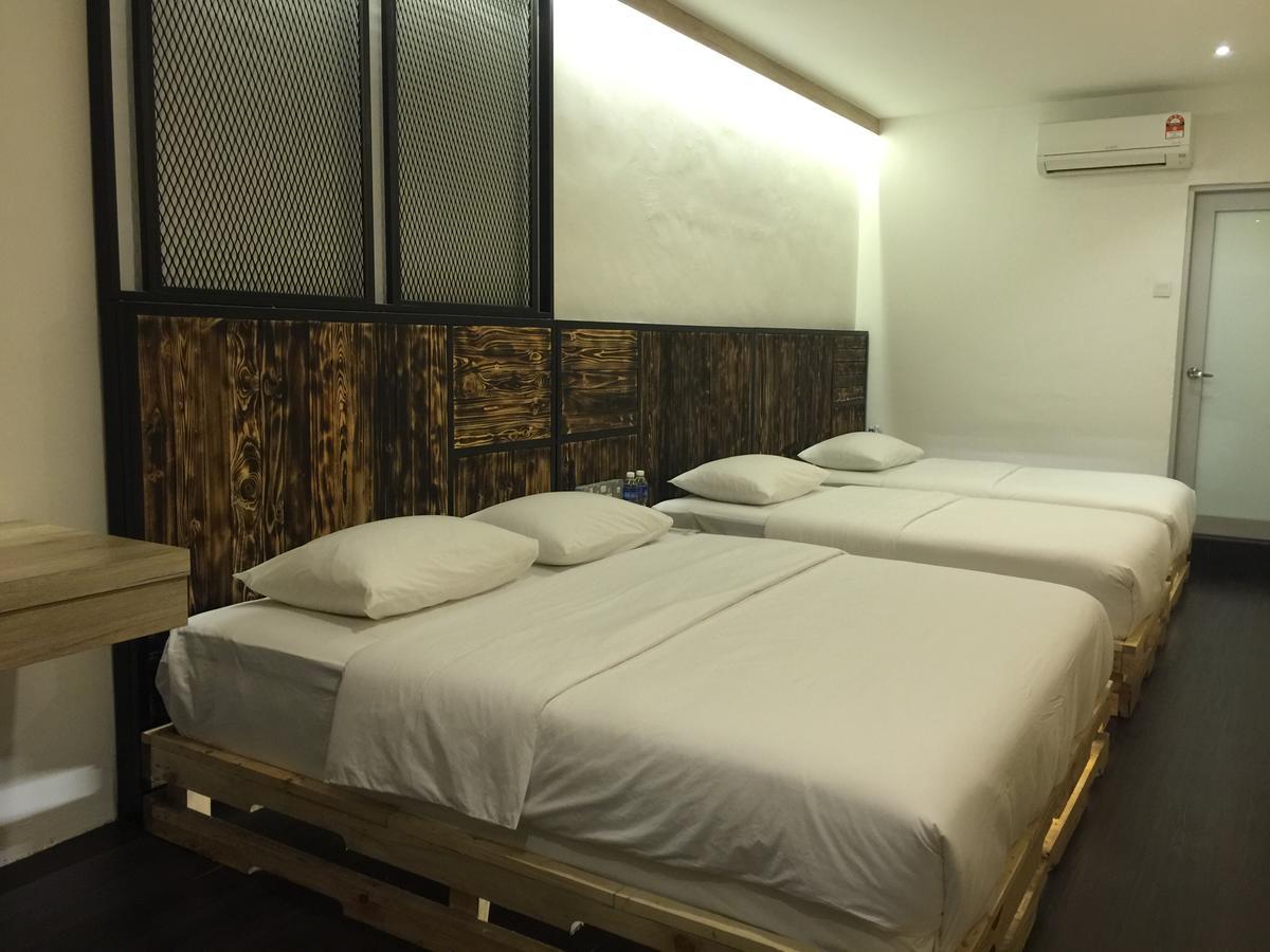 The Oikos Hotel Pontian Kecil Kültér fotó