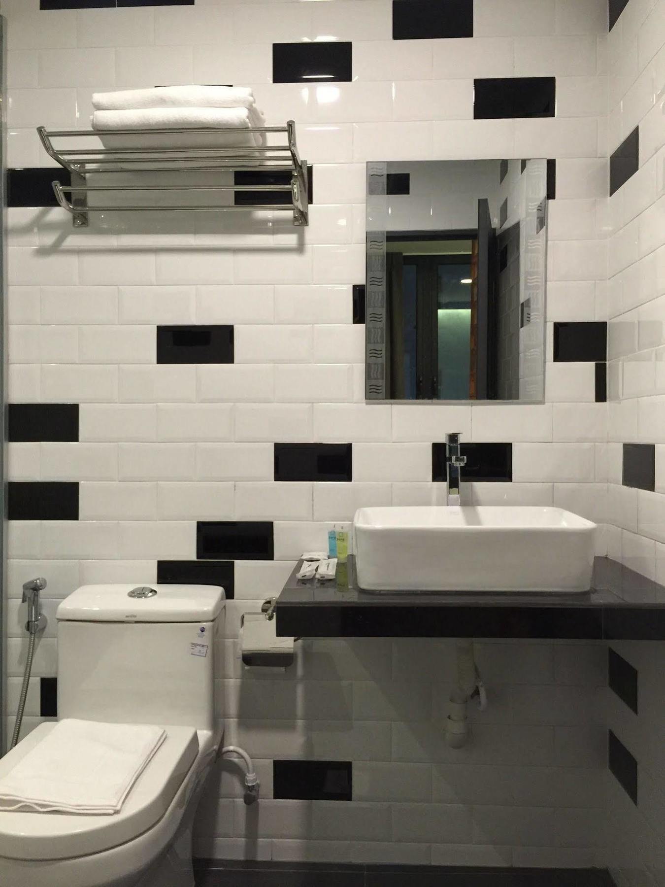 The Oikos Hotel Pontian Kecil Kültér fotó